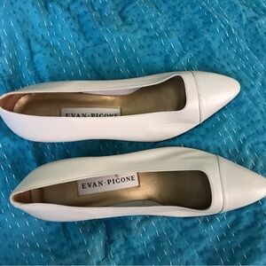 Cream Evan-Picone pumps 29 9 1/2 M Made in Spain